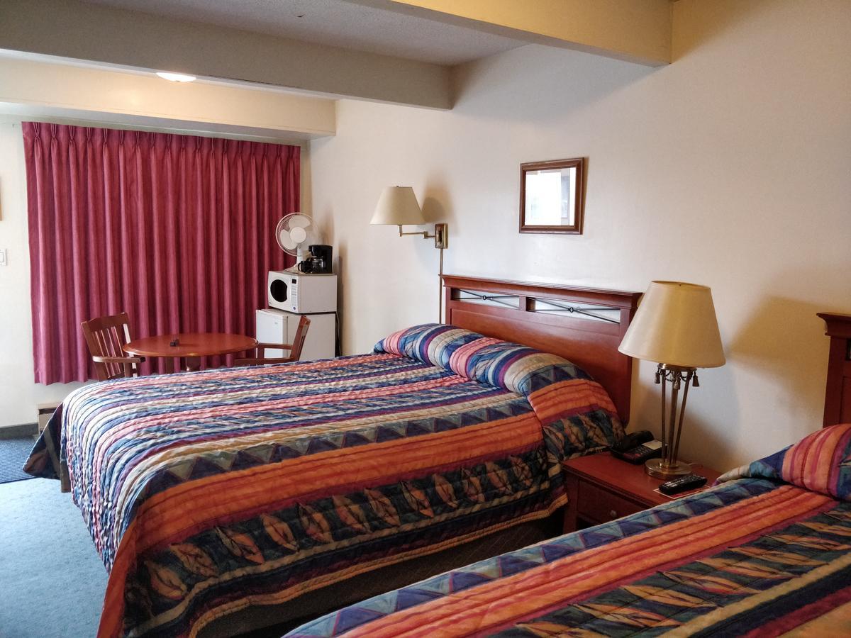Siesta Inn Vanderhoof Exterior foto